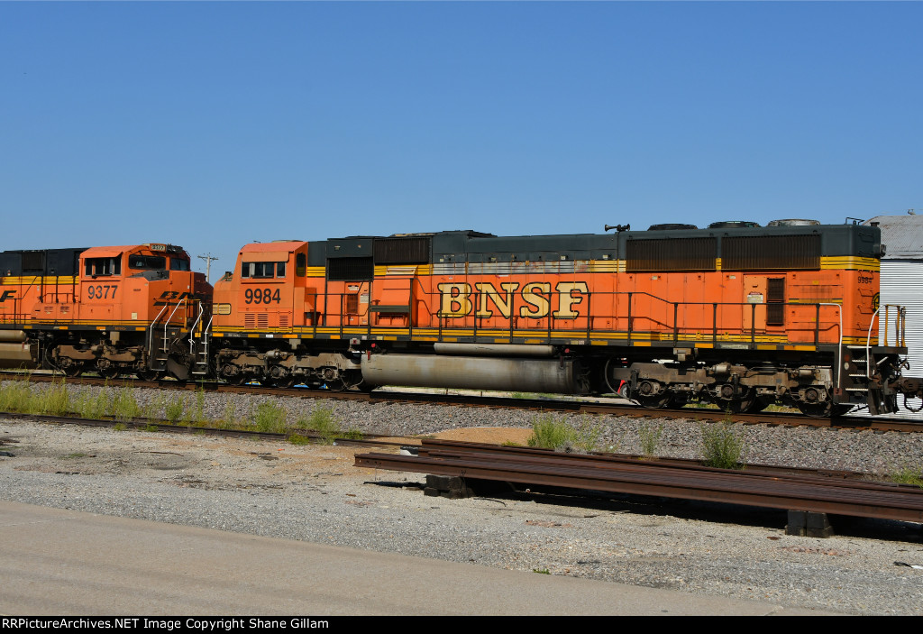 BNSF 9984 Roster shot